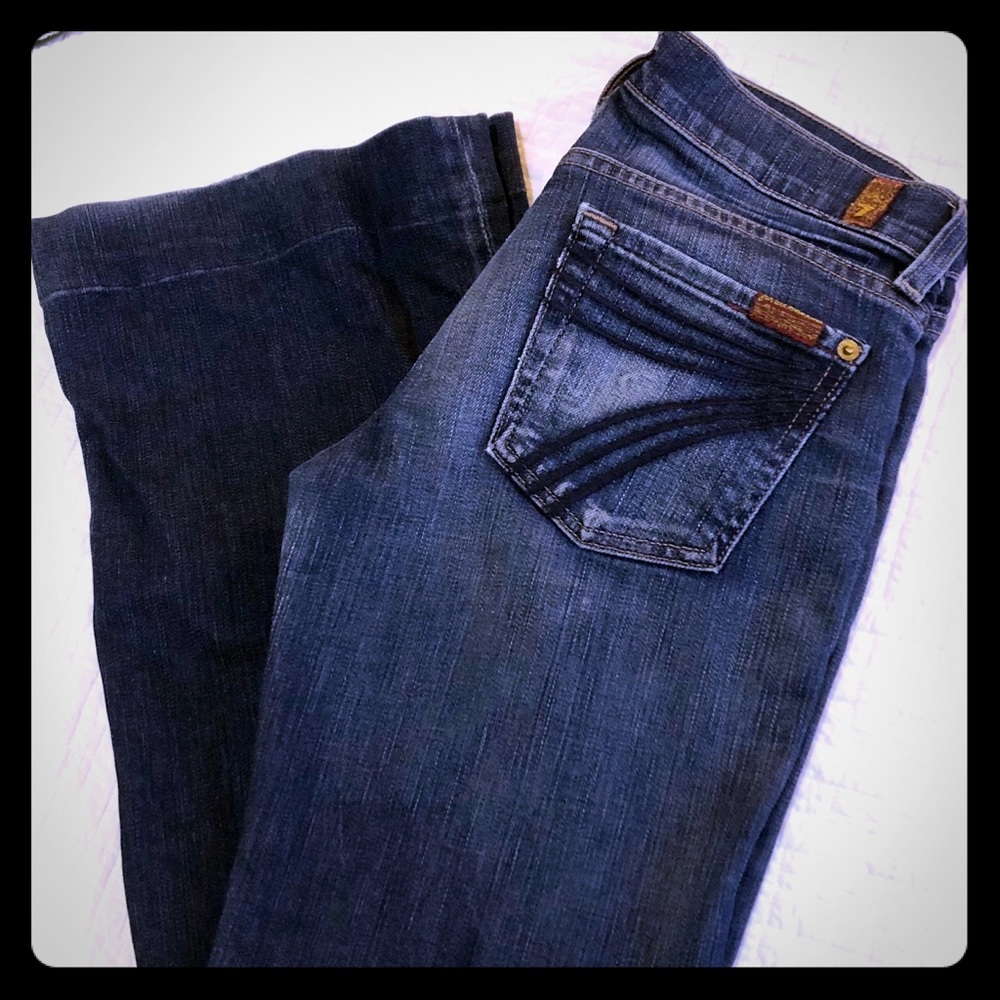 Women’s 7 For All Mankind Dojo flare jeans.
